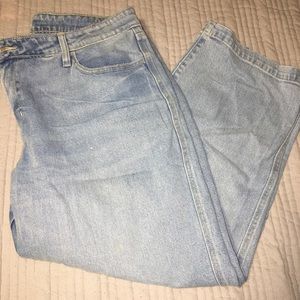 Old Navy Fit and Flare Cropped Jeans